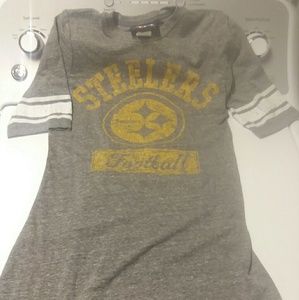 Women's Pittsburgh Steelers t-shirt 🎈